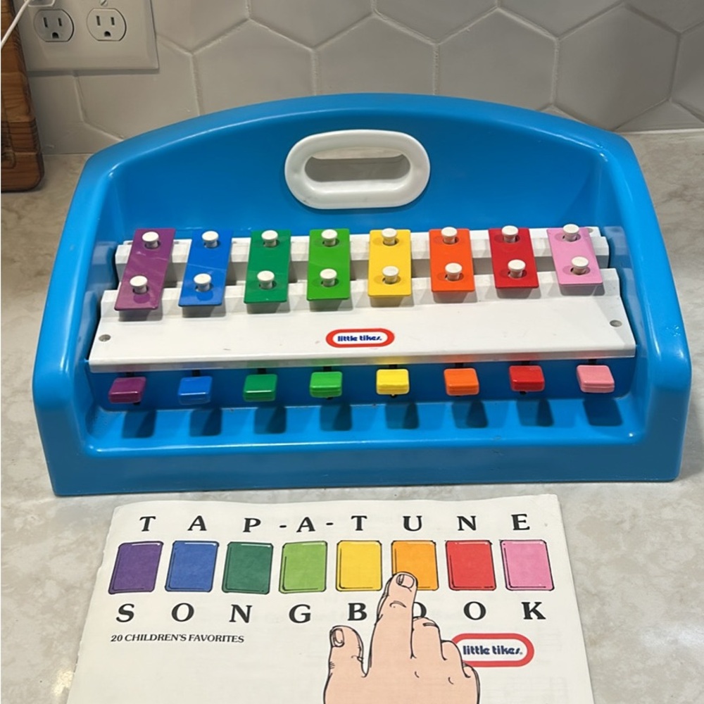 Vintage Tap-A-Tune Little Tikes Toy